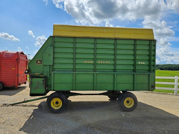 john-deere-714a-image-2