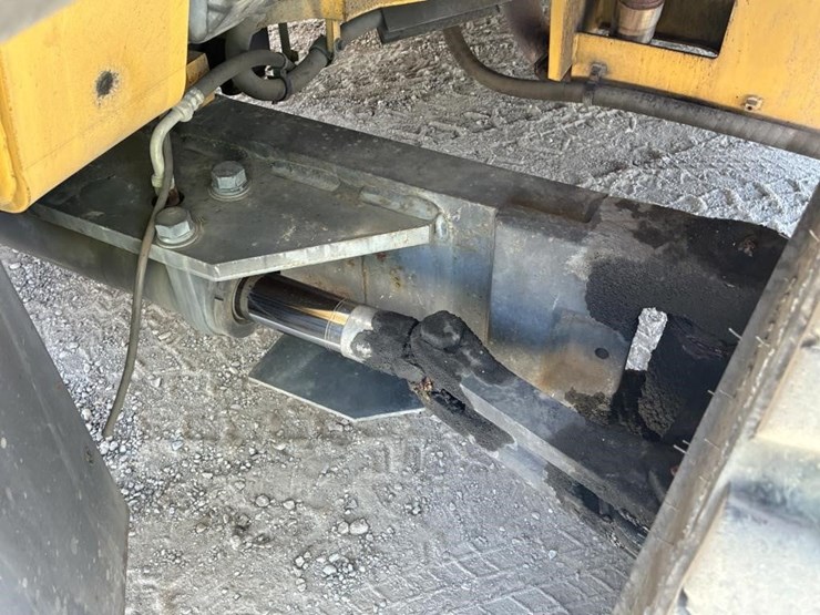 2006-komatsu-fd100-7-image-14