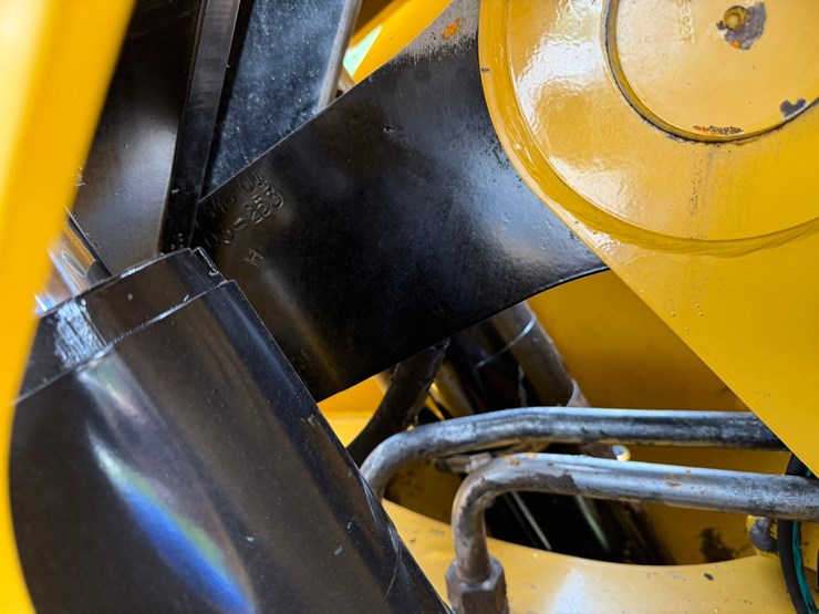 caterpillar-930h-image-19
