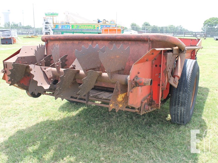 new-holland-519-image-7