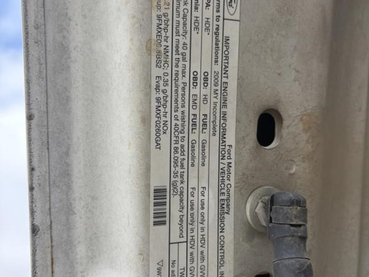 2009-ford-f550-xl-image-9