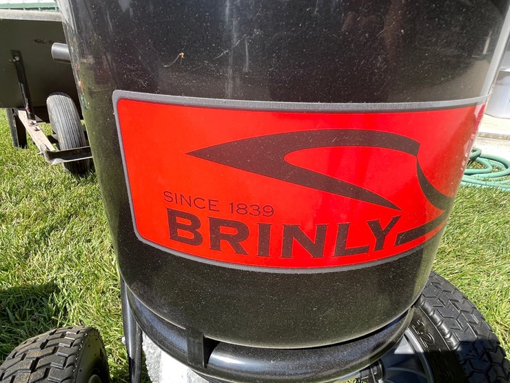 #2156-•-brinly-yard-spreader-image-6