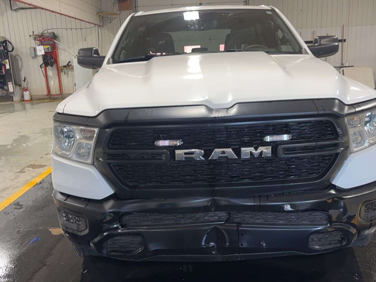 2022-dodge-1500-image-32