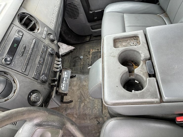 2014-ford-f250-xl-image-20