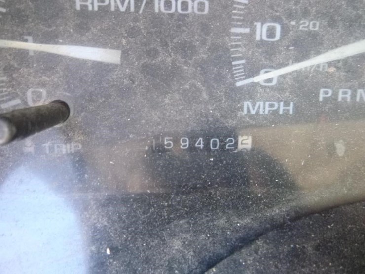 1995-gmc-2500-image-12