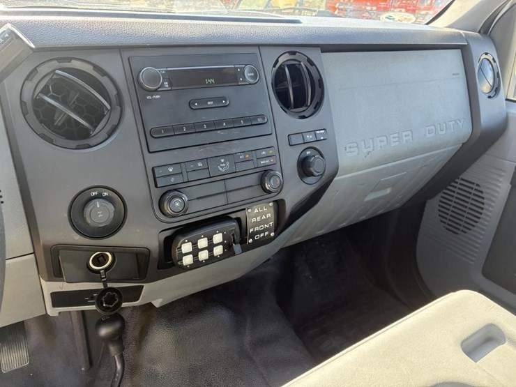 2011-ford-f250-image-17