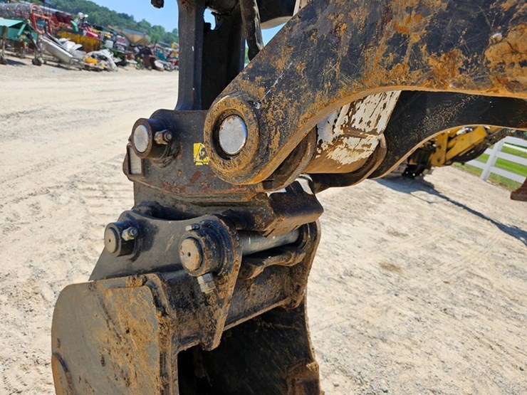 bobcat-e85-image-12
