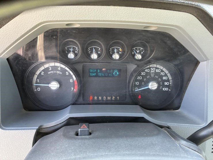 2011-ford-f250-xl-image-18