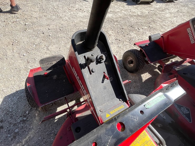 #2110-•-snapper-28"-rear-engine-lawn-mower-image-13