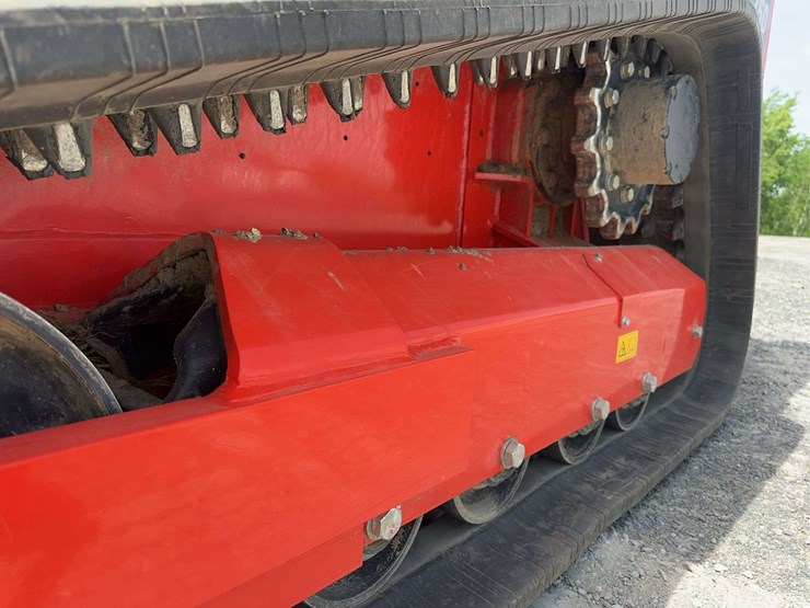 2024-kioti-tl750-image-13