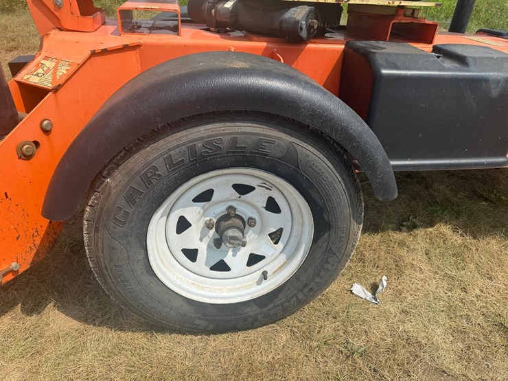 2016-jlg-t350-image-20