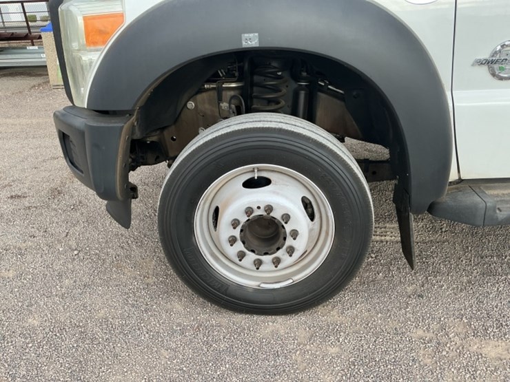 2015-ford-f550-image-9