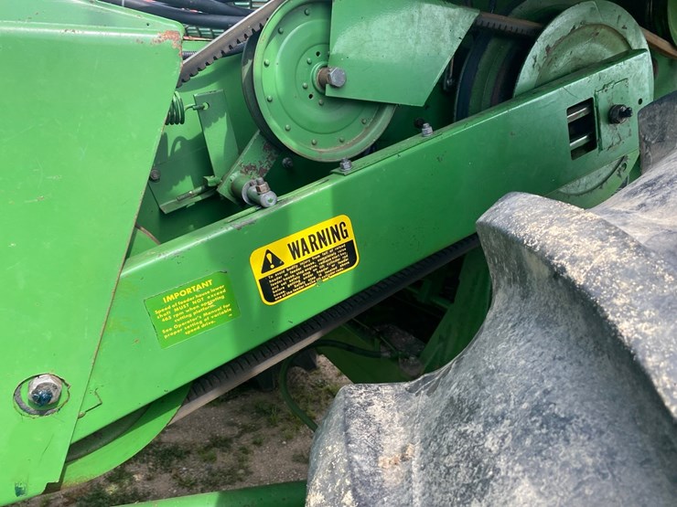 john-deere-4420-combine-image-40