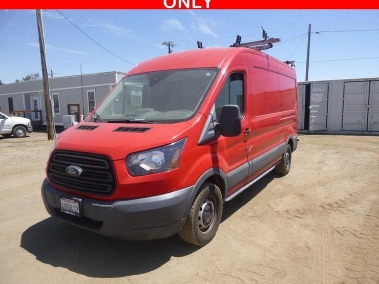 2018-ford-transit-image-1