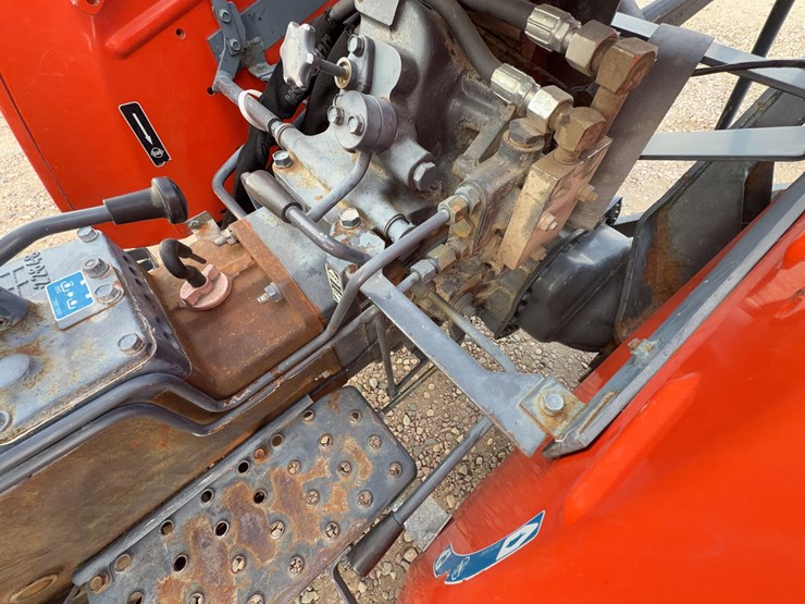 kubota-l2350-image-25
