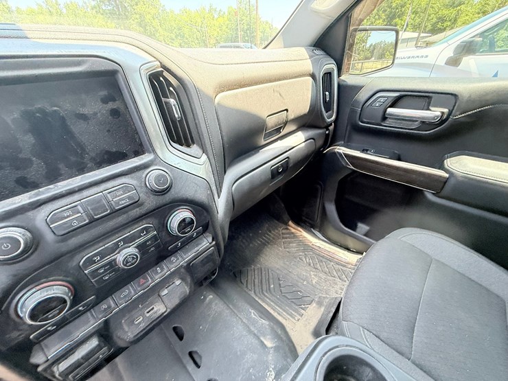 2020-chevrolet-silverado-1500-image-64
