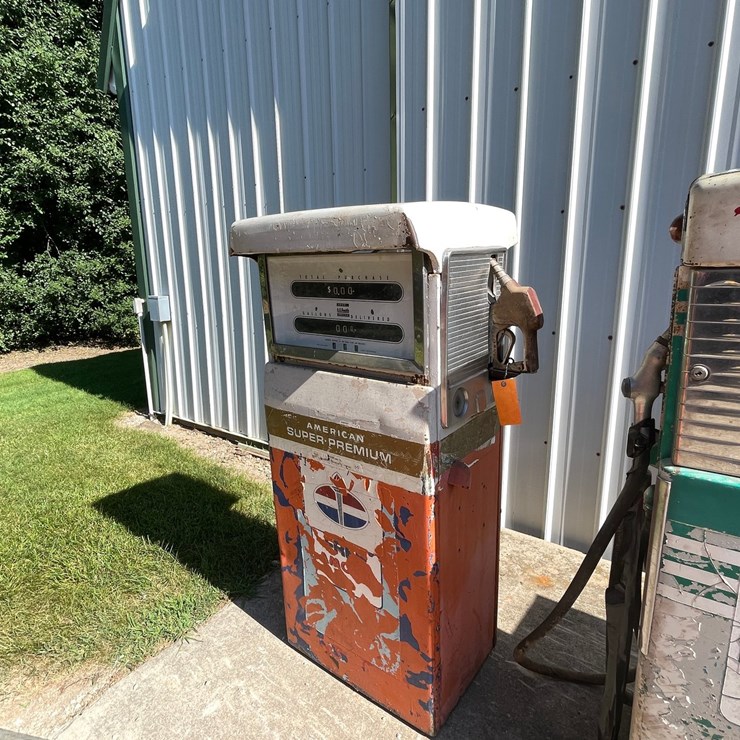 #2122 • AO Smith Gas Pump