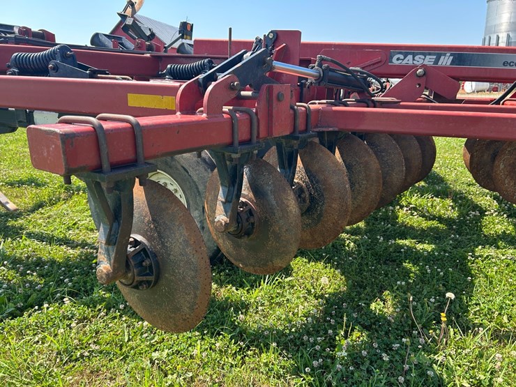 case-ih-730b-ecolo-tiger-ripper-image-30
