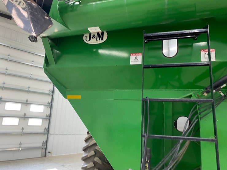 j&m-875-image-11