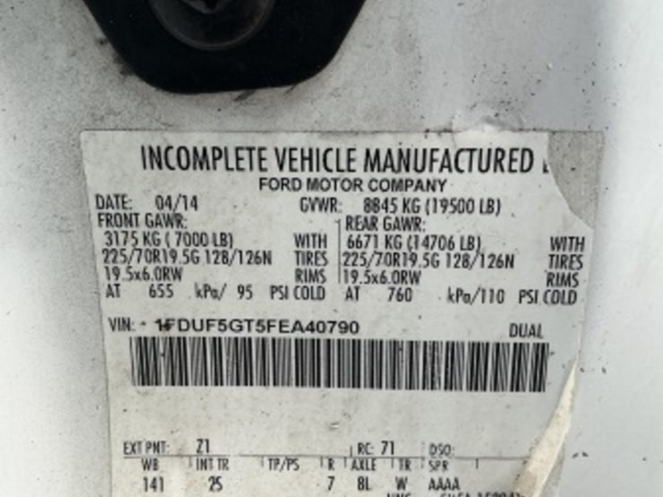 2015-ford-f550-image-19