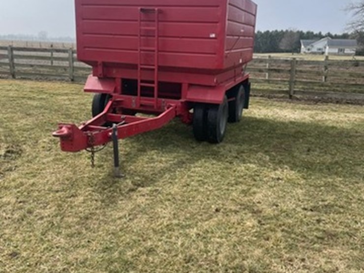 legend-grain-pup-trailer-image-2