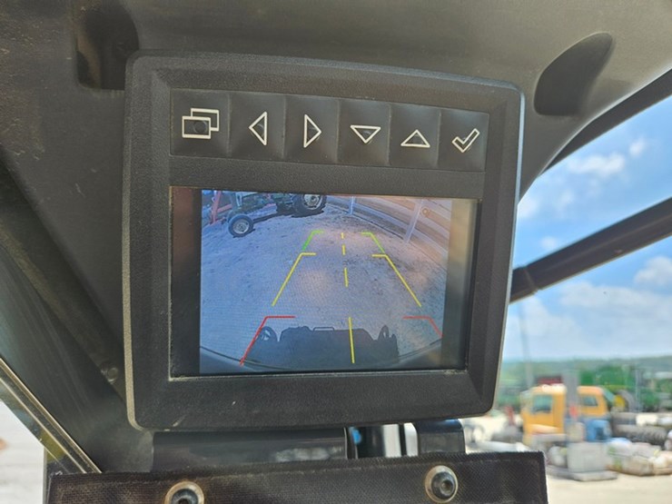 deere-325g-image-30