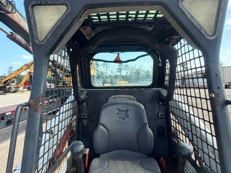bobcat-s130-image-35
