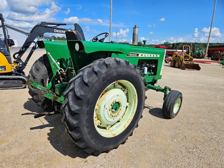 oliver-1600-image-6