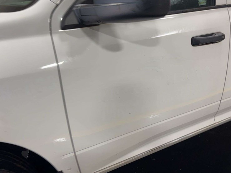 2014-dodge-1500-image-26
