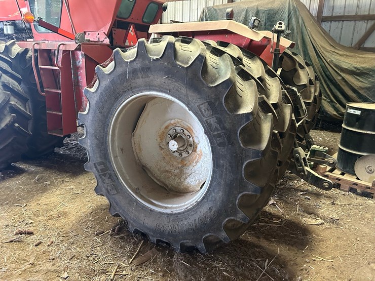 1978-allis-chalmers-8550-4x4-tractor-image-22