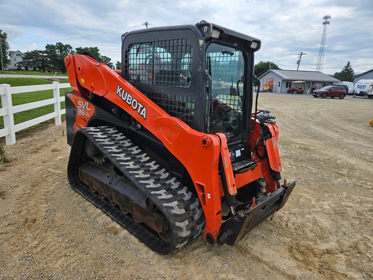 kubota-svl95-2s-image-7