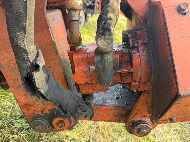 ditch-witch-350sx-image-34