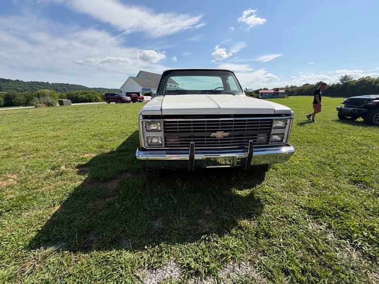 1985-chevrolet-k10-image-8