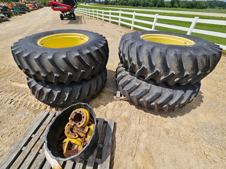 john-deere-8430-image-57