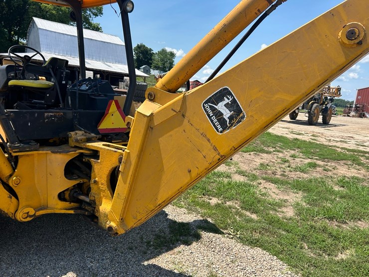 john-deere-610b-backhoe-image-29