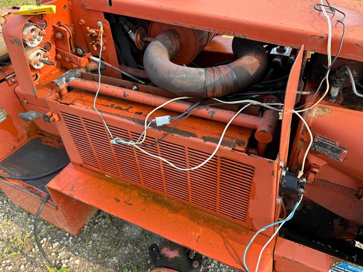 ditch-witch-350sx-image-17