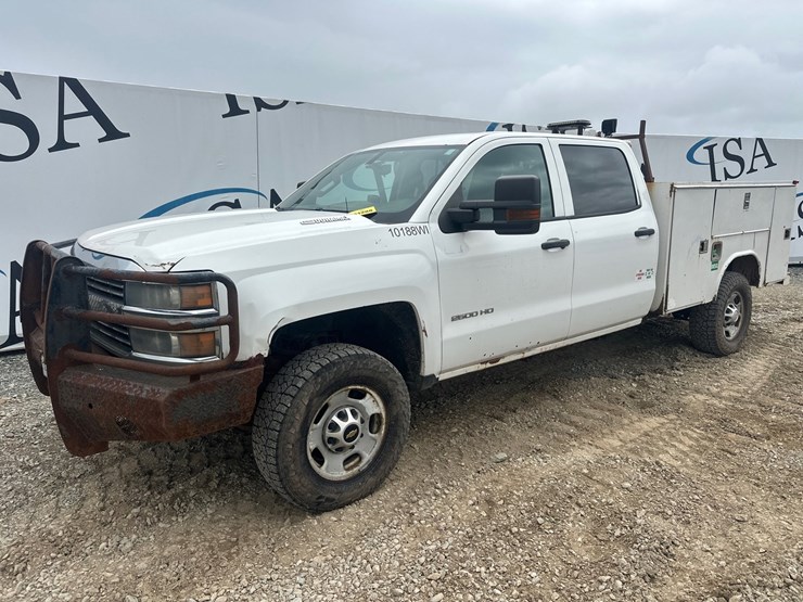 2018-chevrolet-2500-image-1
