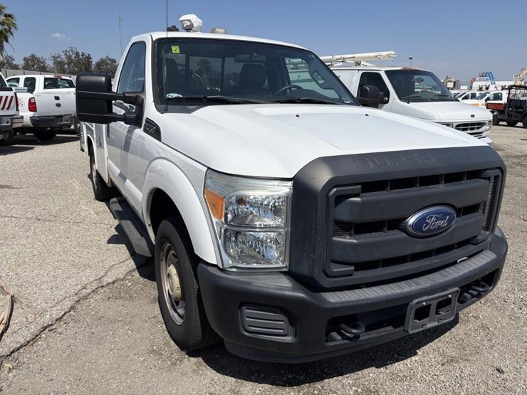 2015-ford-f250-image-2