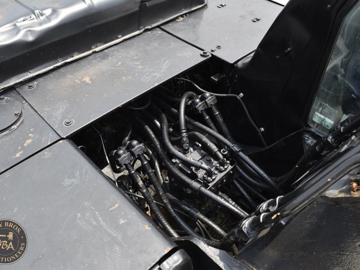1998-komatsu-pc200-lc-6-image-26