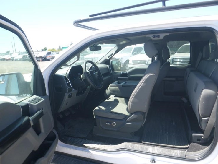 2016-ford-f150-image-5