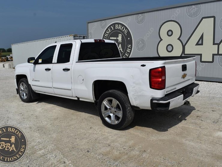 2017-chevrolet-silverado-1500-image-16