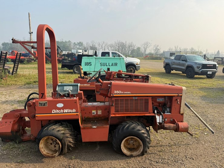 ditch-witch-350sx-image-6