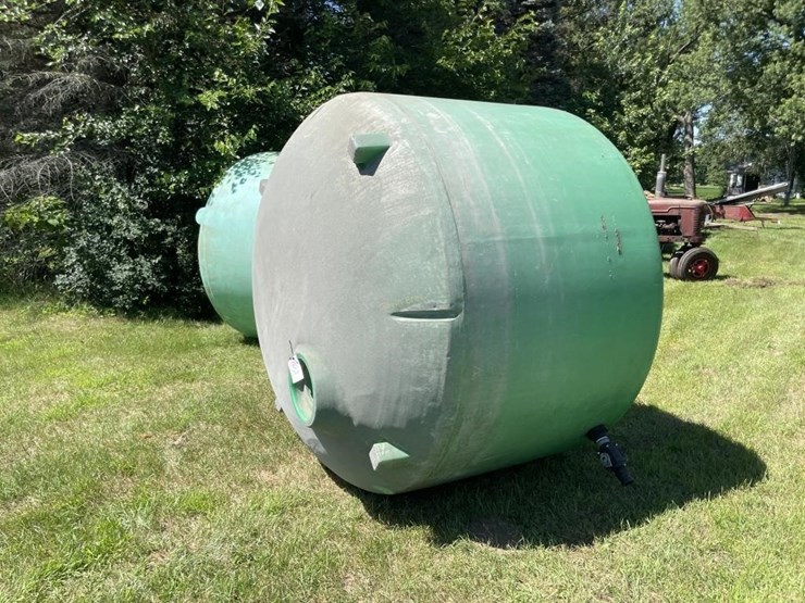 poly-tank-w/valve-image-2