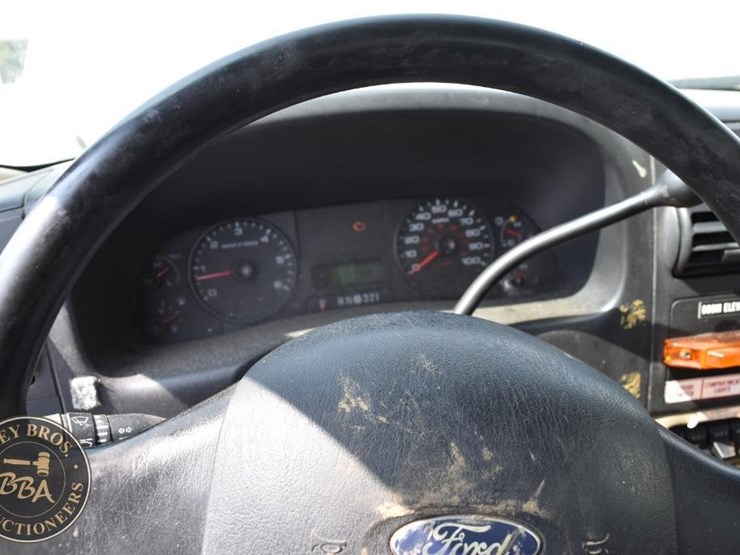 2006-ford-f350-sd-xl-image-50
