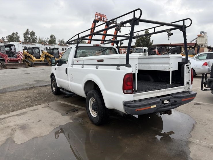 2004-ford-f350-image-4