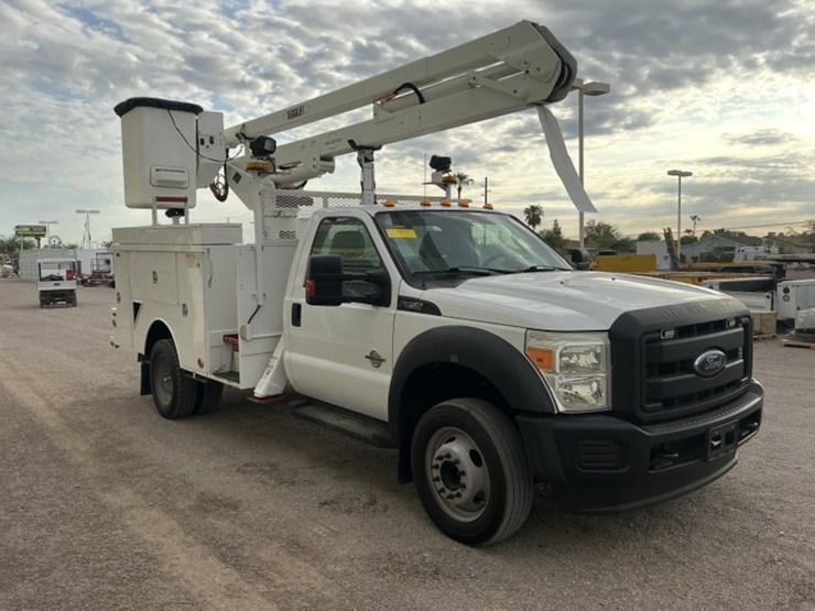 2015-ford-f550-image-4