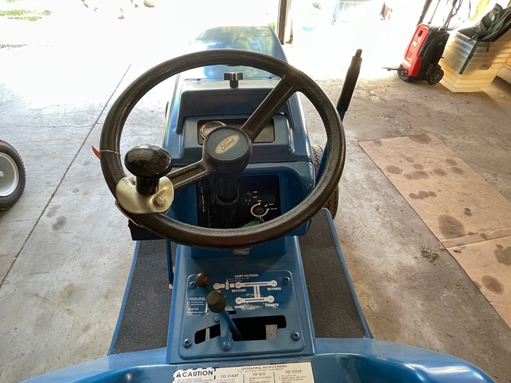 ford-tractor-image-8