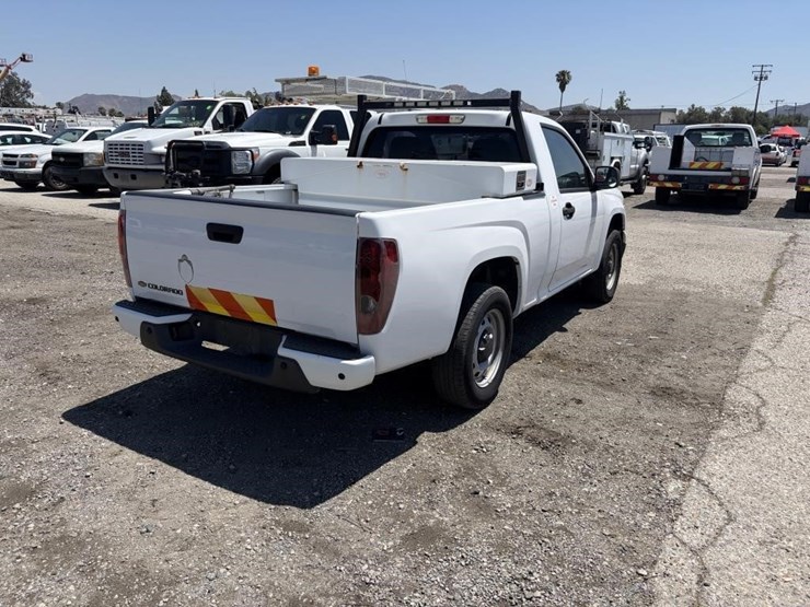 2011-chevrolet-colorado-image-3