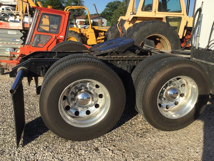 2006-kenworth-w900-image-11