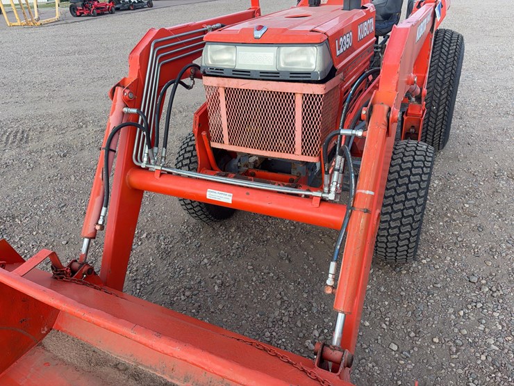 kubota-l2350-image-10